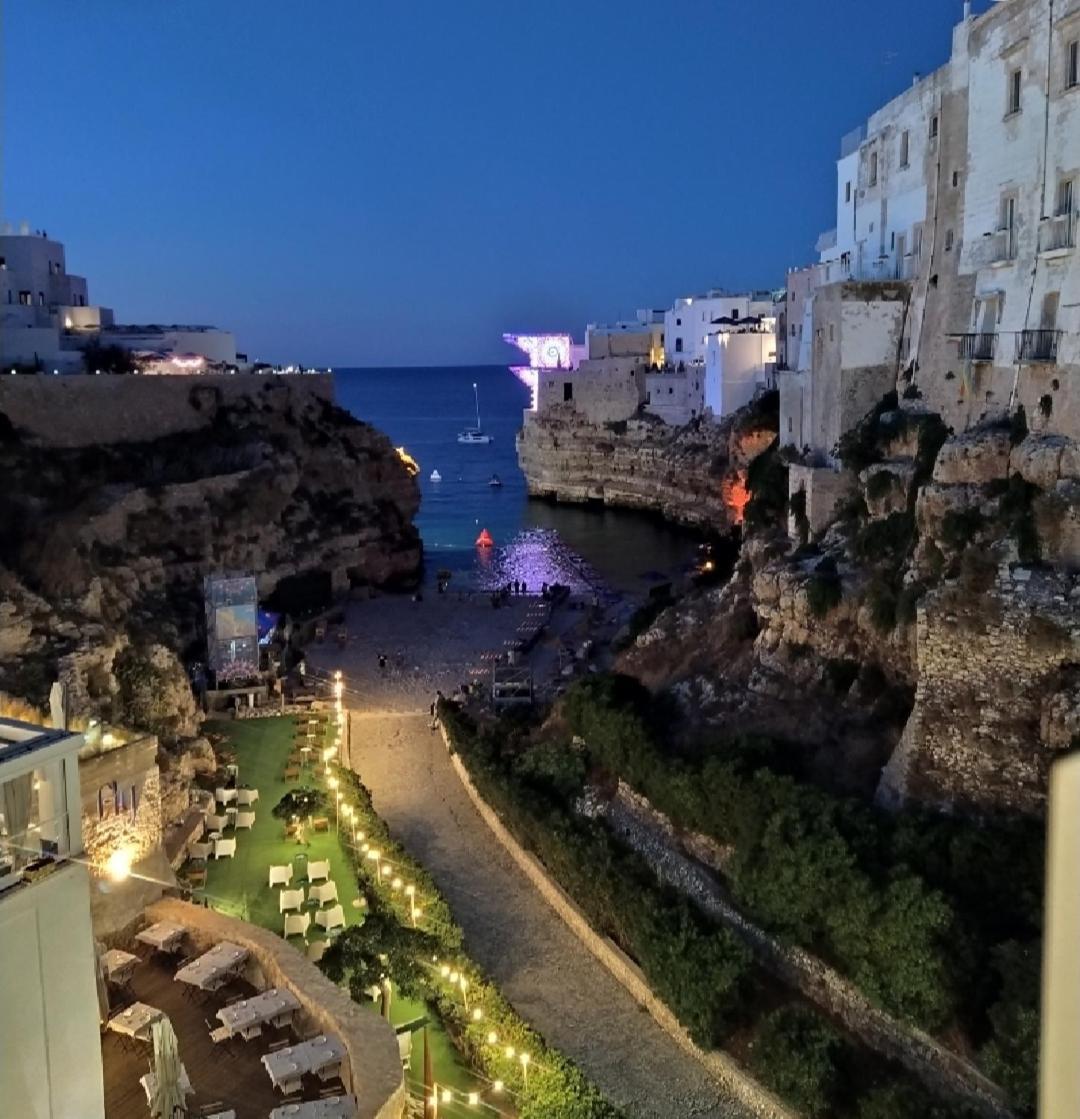 Sea Wind Stanza Con Garage E Ascensore Polignano a Mare Exterior photo